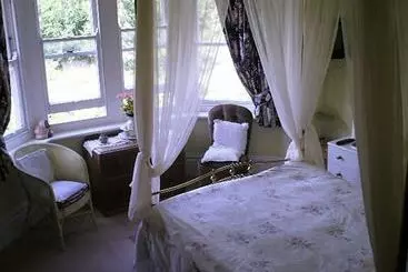 Пансион Eve's B&b