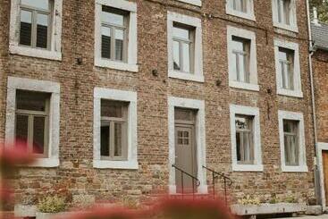 ベッドアンドブレックファースト Le Mayou