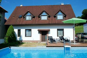 מלון דירות Apart Samont