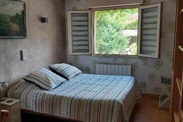 Bed and Breakfast A 5 Min De Beaune, Logement Tout Confort Au Calme