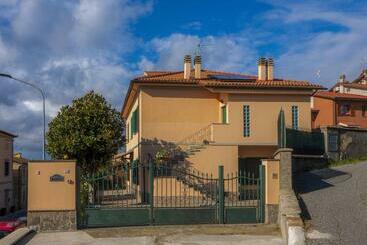 민박 I Fiori Di Sara   Toscana