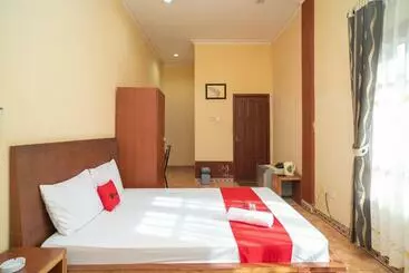 ホテル Reddoorz At Jl Ahmad Yani Asam Asam