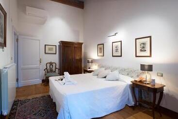 بنسيون Abbazia Di Santa Maria Di Pero   Ninni Riva