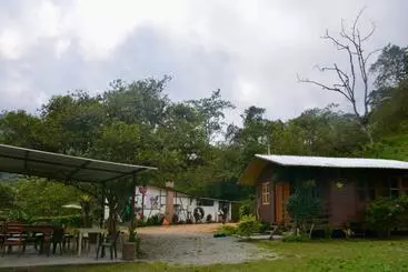 ホテル Tambo Quinde