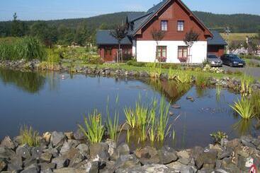 ペンション Doubické Chalupy