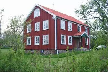 Spjutsbygds Gårds Bed And Breakfast