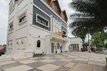 Urbanview Hotel Kangen Bungalow Purwakarta By Reddoorz