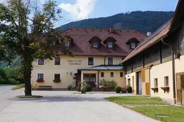Retkeilymaja Frühstückspension Rottensteiner