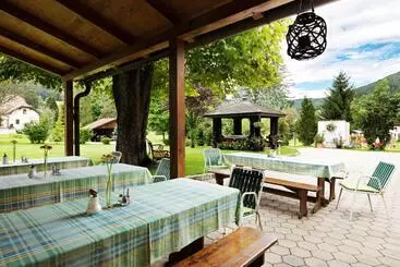 ユースホステル Frühstückspension Rottensteiner