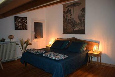 Bed and Breakfast Domaine La Tuilerie