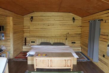 住宿加早餐  Kamis Guesthouse