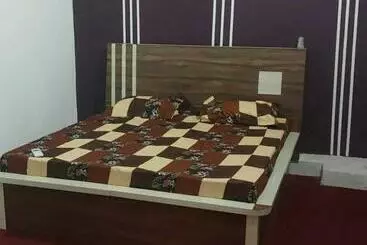 Spot On Vd Marriott Hotel & Restaurant