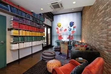 호스텔 Moxy Santa Barbara