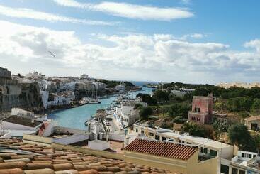 בית מלון כפרי Faustino Gran Relais & Chateaux