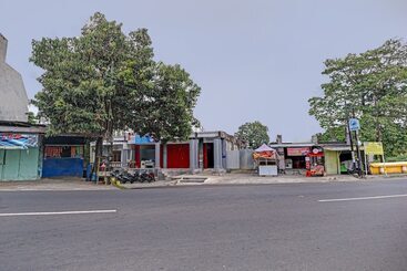 Hotell Grand Redisa By Oyo Rooms