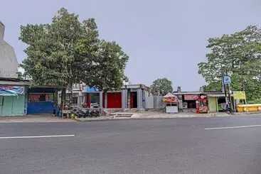 Hotel Grand Redisa By Oyo Rooms