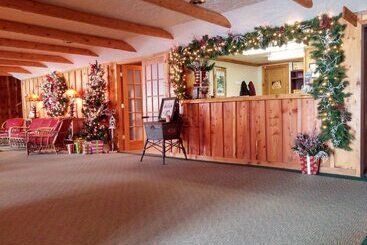 Отель Daven Haven Lodge & Cabins