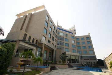 Hotelli Grand Estancia