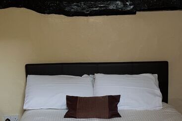 Отель The Inn On The Green