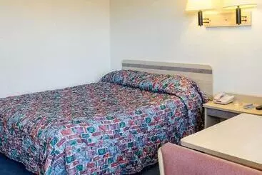 モーテル Express Inn Near Columbus Airport