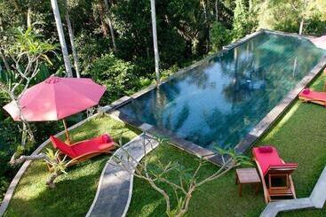 Suara Air Luxury Villa Ubud