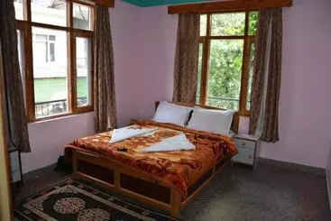 Turistlägenheter Abodehome Cottage