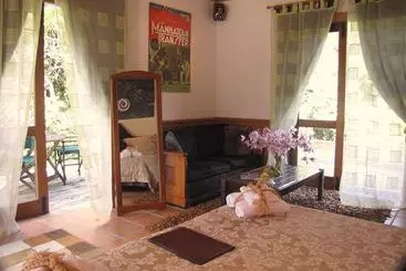 민박 Orongo Bay Homestead