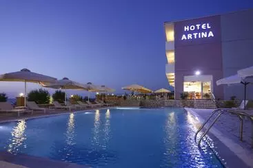 ホテル Artina