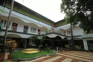Hotel Raja Park Beach Resort