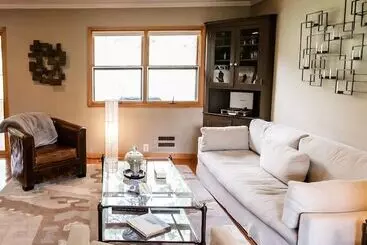 پانسیون The Broadway Guest House