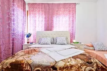 Majatalo Apt Venice City