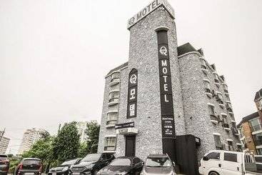 Q Motel Wanju