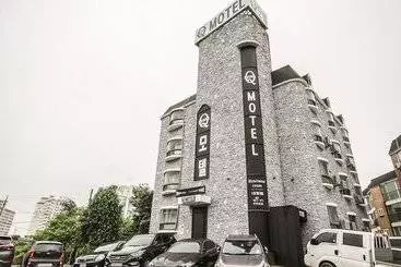 Q Motel Wanju