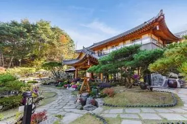 Gongju Solhyang Pension