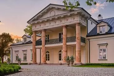 ホテル Dwór W żytnie