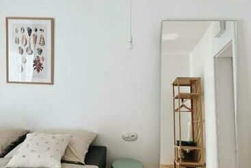 Powiew   B&b Pensjonat Noclegi świnoujście   Unterkunft Swinemünde   Guesthouse Tennis Garden Breakf