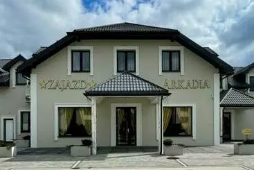 Retkeilymaja Zajazd Arkadia