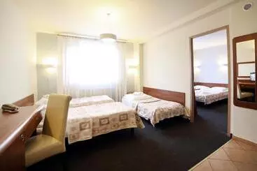 ホテル I Restauracja Abis