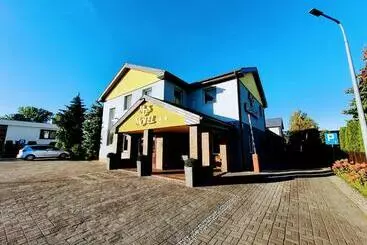 モーテル Mds Wielichowo