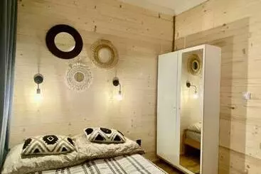 ペンション Połoninka