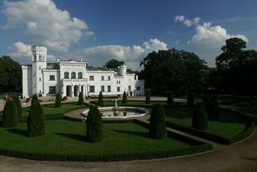 אתר נופש Pałac Potockich W Będlewie