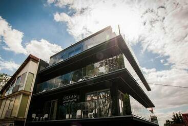 住宿加早餐  Orkan Rooms&restaurant