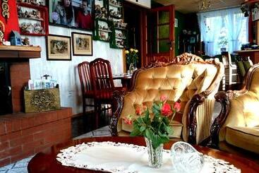 مبيت وإفطار Willa Zamkowisko