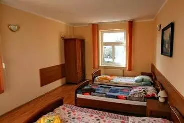 Hotel Aleksandrówka Restauracja I Noclegi