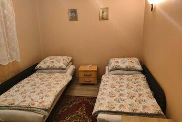 بنسيون Noclegi Nowogrodziec