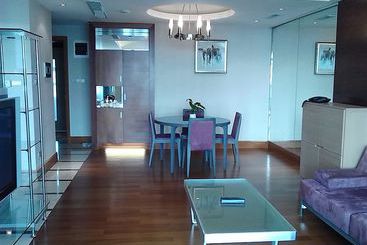Crown Serviced Apartment Suzhou