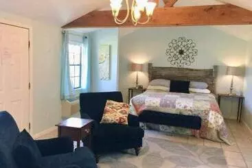 Hotel The Crossroads Inn