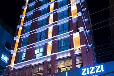 هتل Platinum Grand