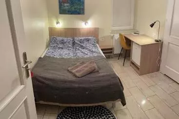 تختخواب و صبحانه Olkuska 107 A