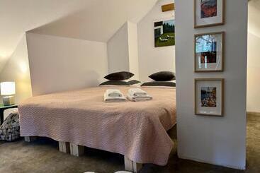 مبيت وإفطار Zagroda Na Pacanach